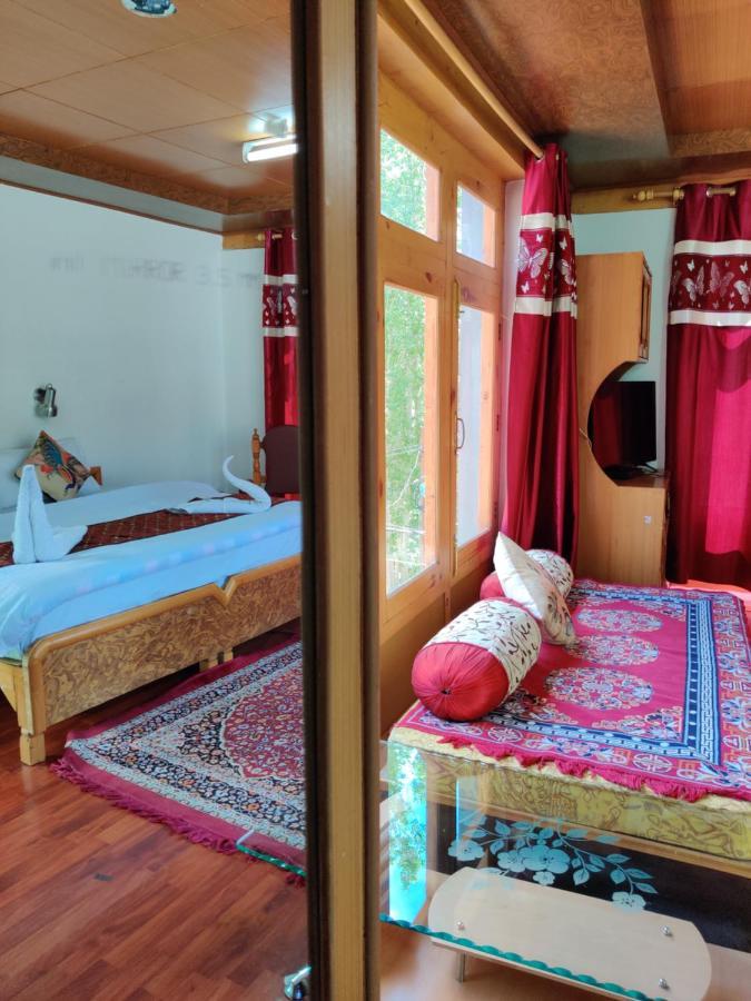 Youthok Guest House Leh Dış mekan fotoğraf