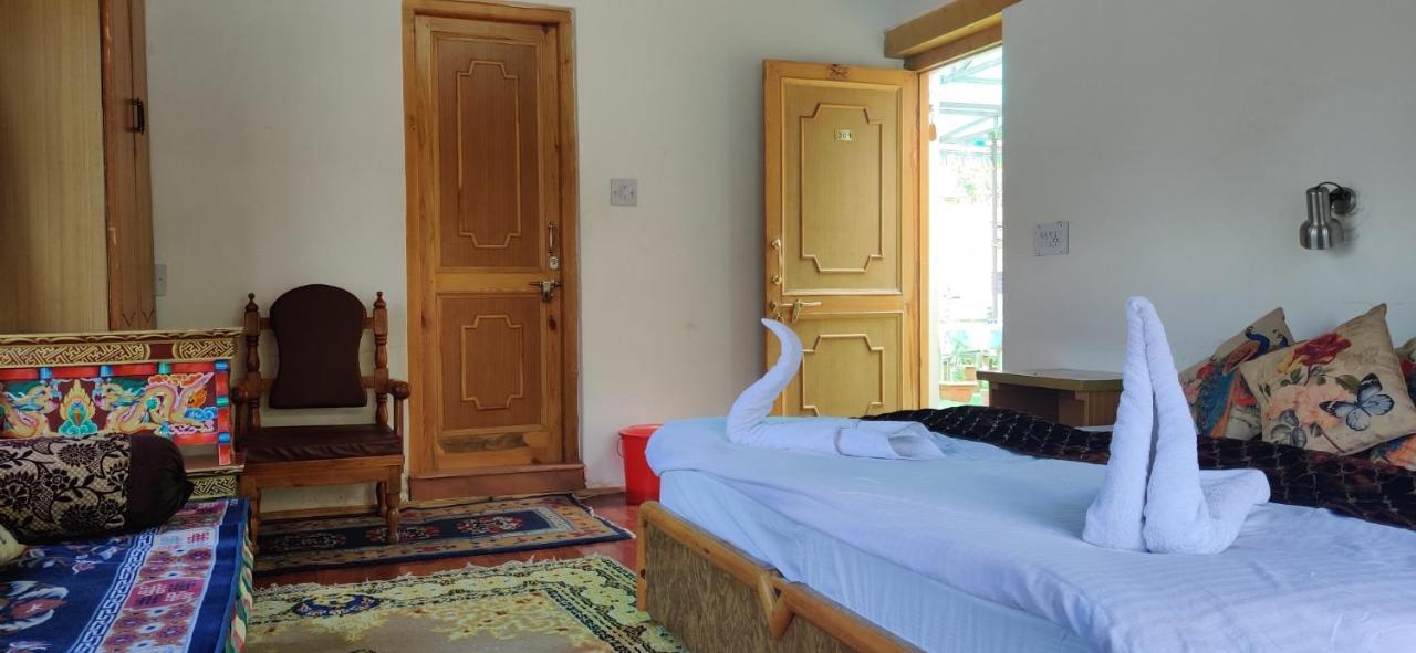 Youthok Guest House Leh Dış mekan fotoğraf