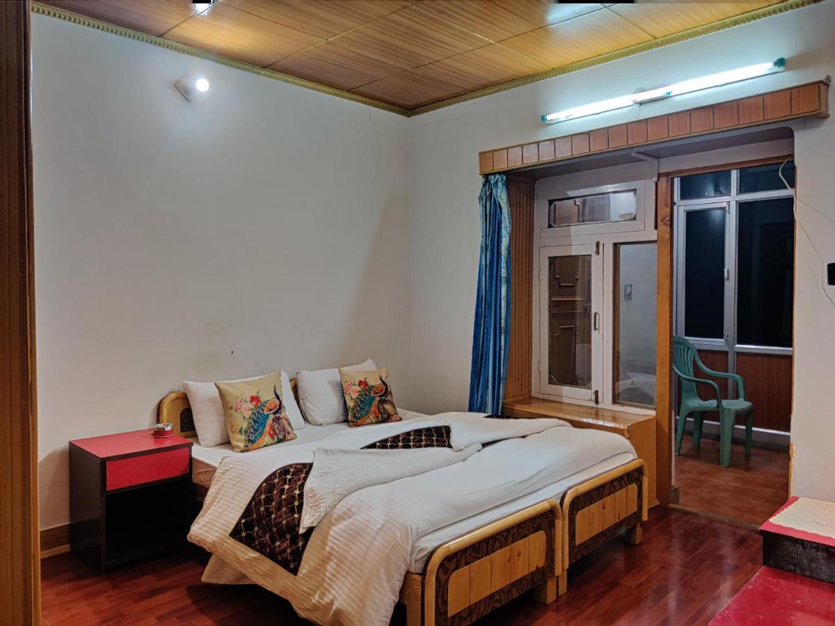 Youthok Guest House Leh Dış mekan fotoğraf