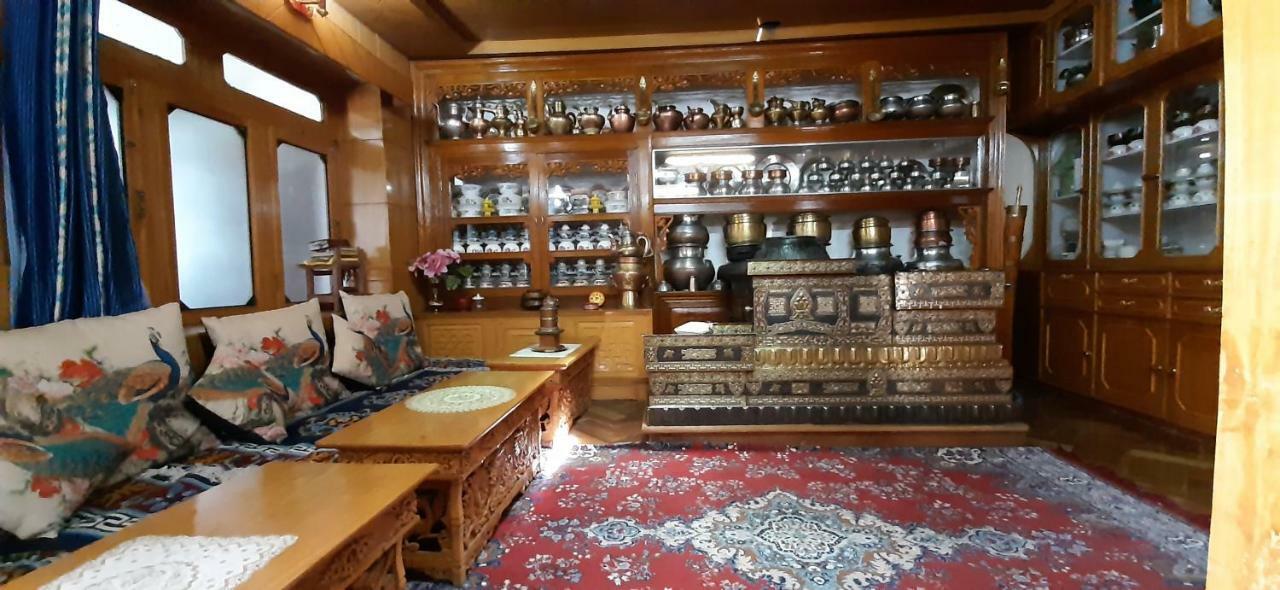Youthok Guest House Leh Dış mekan fotoğraf